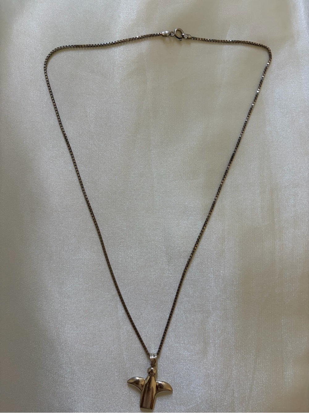 Vintage sterling silver 925 necklace with puff angel pendant 18 in